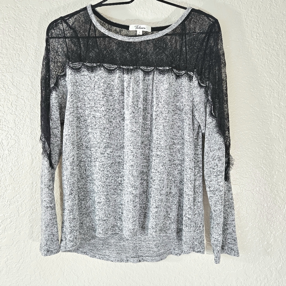 Takara Lace Top Pullover Blouse